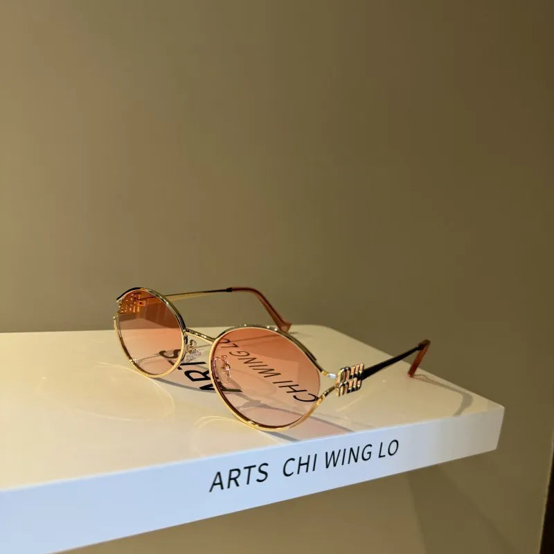 New Fashion Brand Oval Sunglasses for Women Retro Small Frame Woman Man Metal Cat Eye Glasses Shades UV Protection Sun Glasses