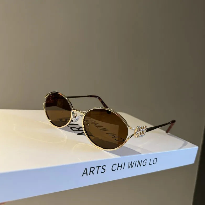 New Fashion Brand Oval Sunglasses for Women Retro Small Frame Woman Man Metal Cat Eye Glasses Shades UV Protection Sun Glasses
